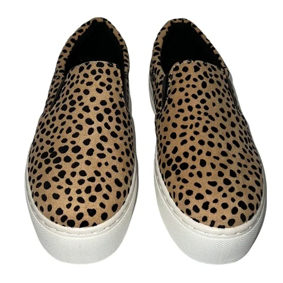 Qupid Leopard Print Slip On Sneakers - Picture 2 of 7